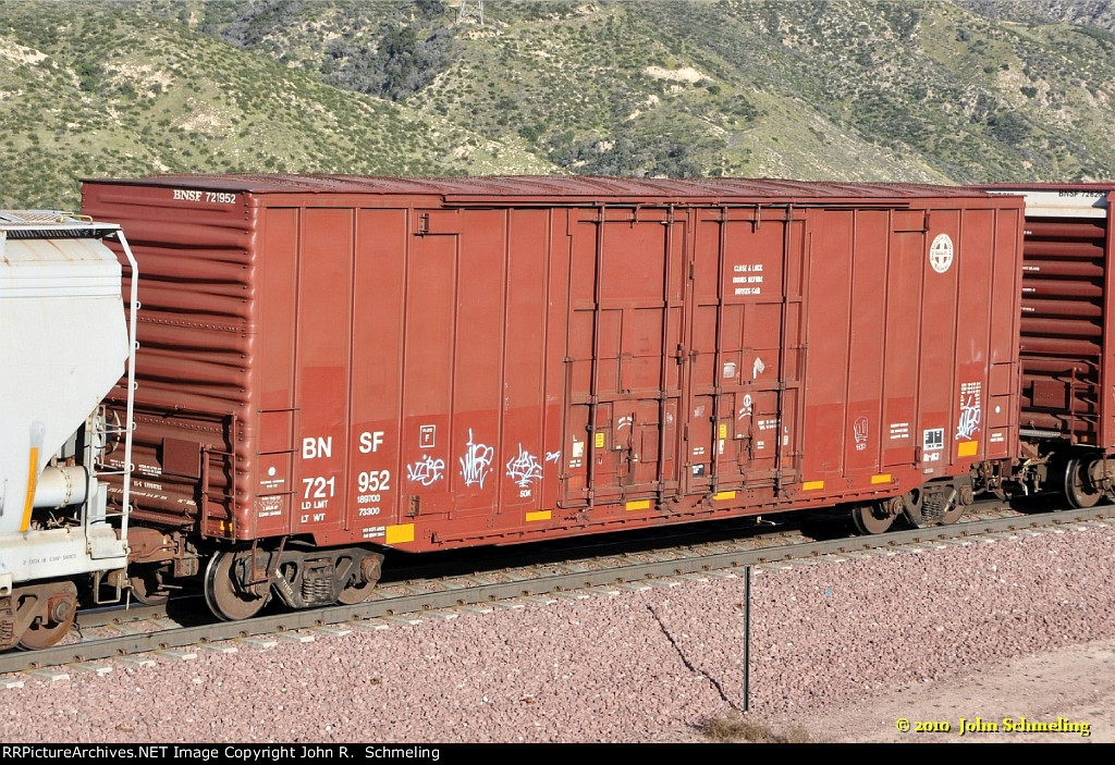 BNSF 721952 at Alray-Cajon Pass CA. 3/15/2010